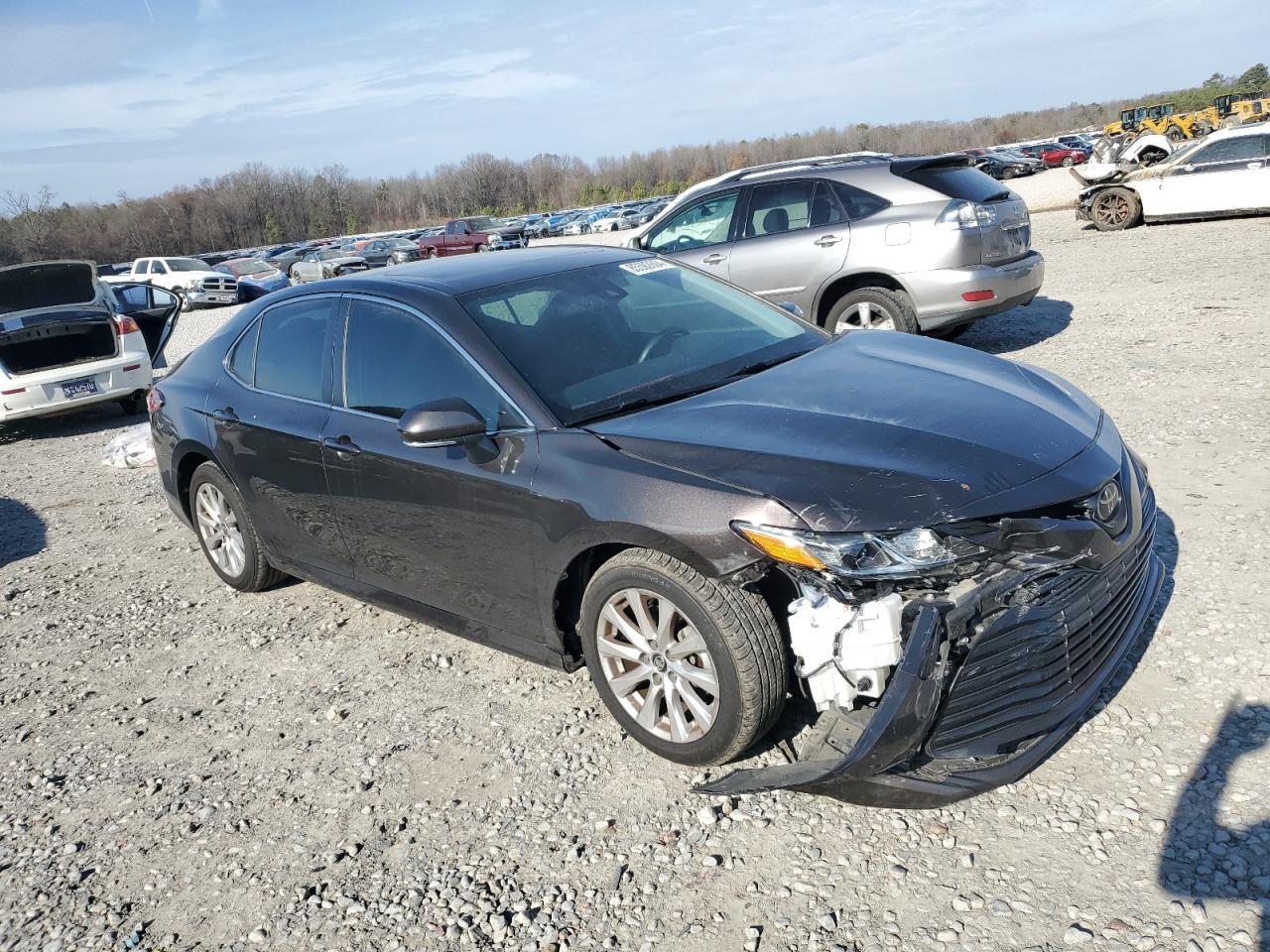 2020 TOYOTA CAMRY LE - Фото 4