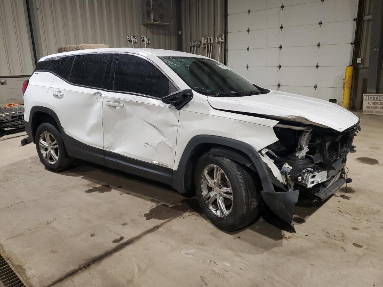 2018 GMC TERRAIN SL - Image 4