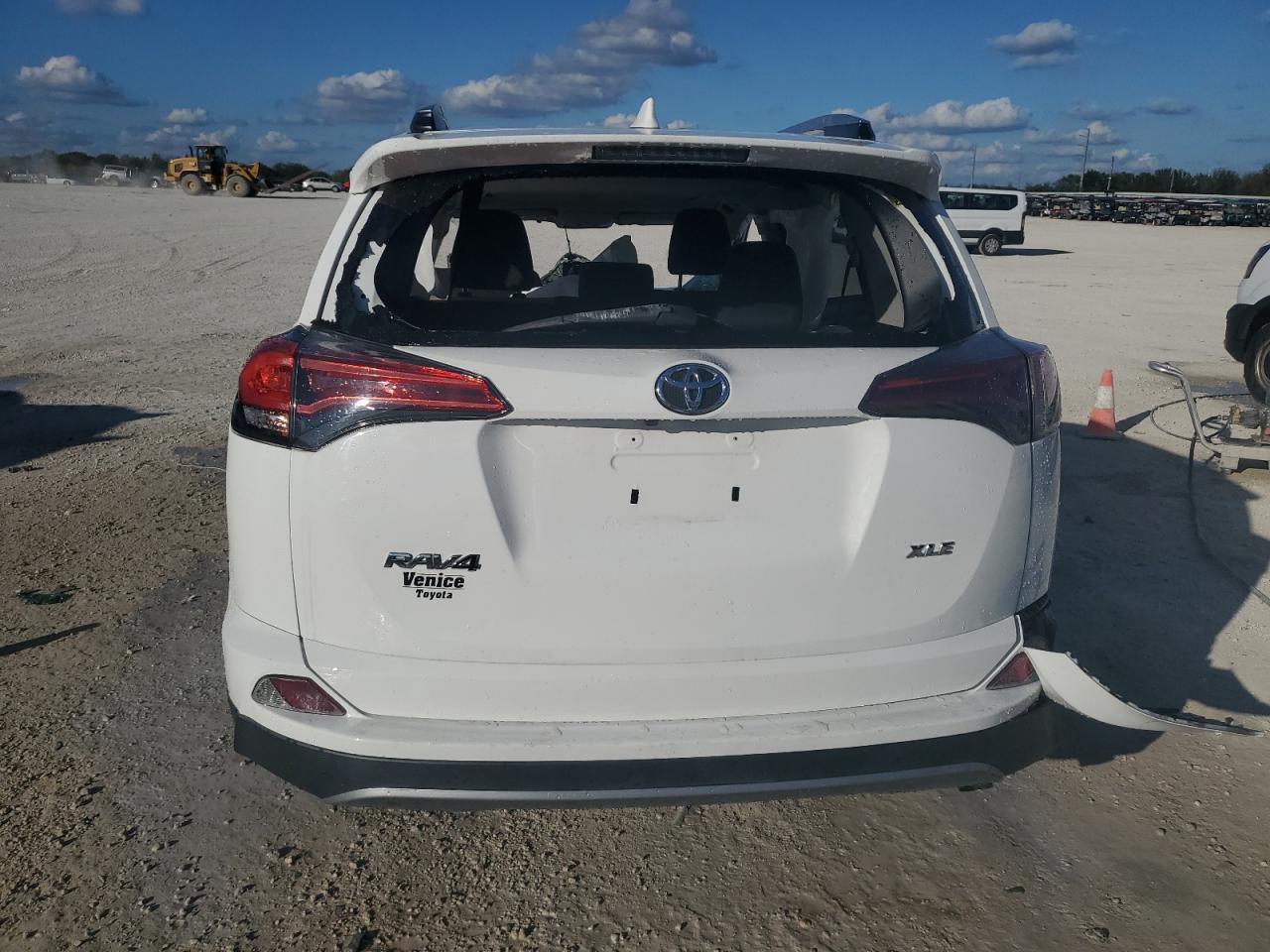 2018 TOYOTA RAV4 ADVEN - Фото 6