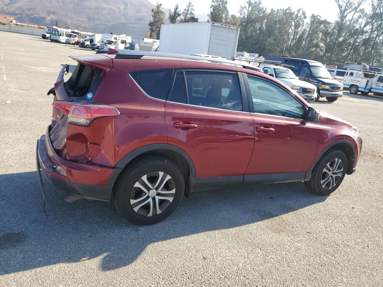 2018 TOYOTA RAV4 LE - Image 3