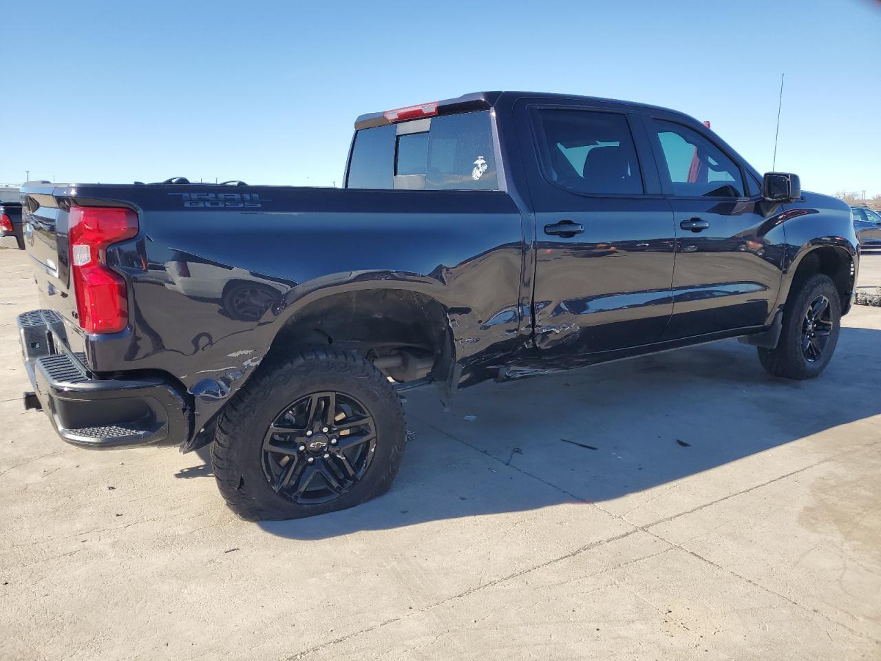 2024 CHEVROLET SILVERADO - Фото 3