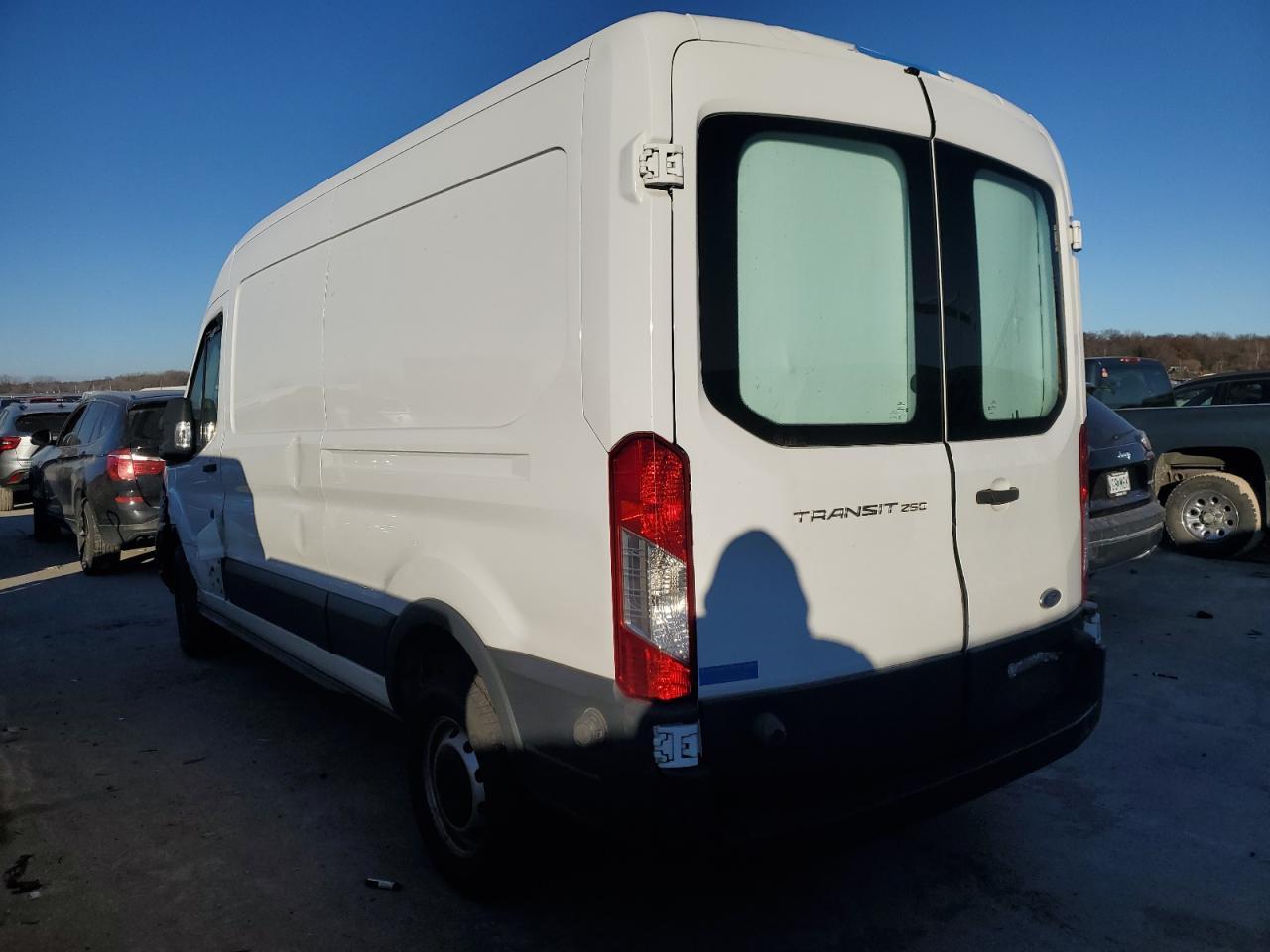 2015 FORD TRANSIT T- - Фото 2