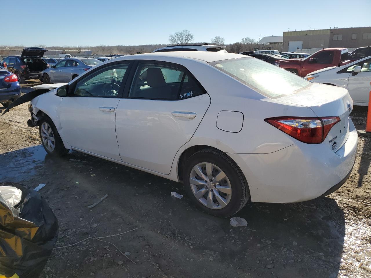 2015 TOYOTA COROLLA L - Image 2