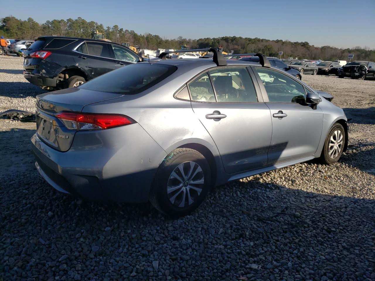 2022 TOYOTA COROLLA LE - Image 3