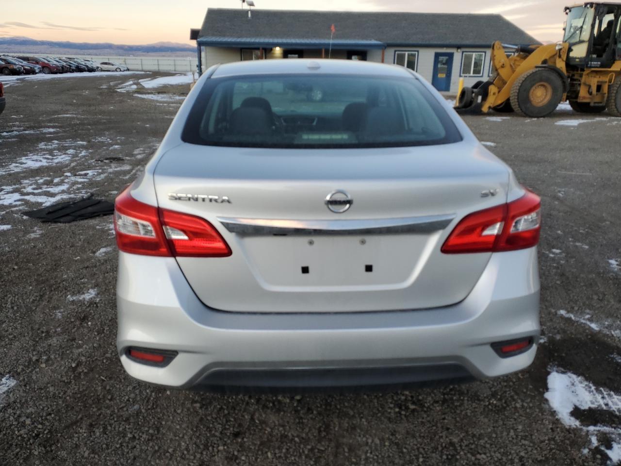2017 NISSAN SENTRA S - Фото 6