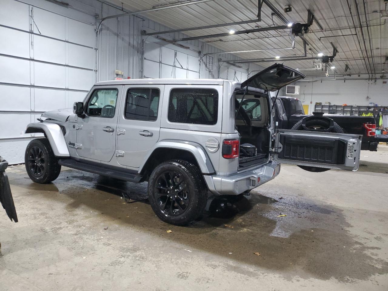 2021 JEEP WRANGLER U - Фото 2