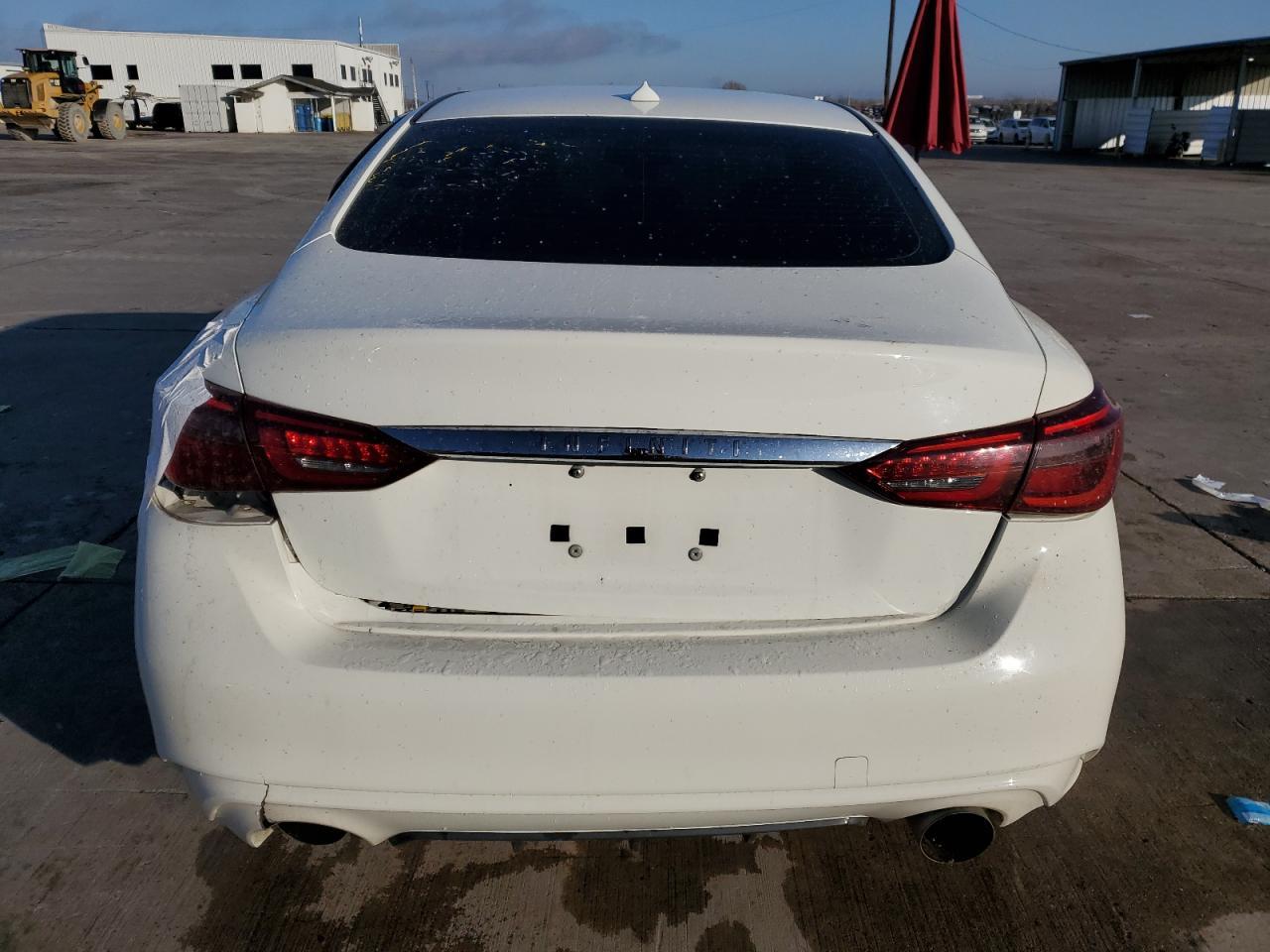 2018 INFINITI Q50 LUXE - Фото 6