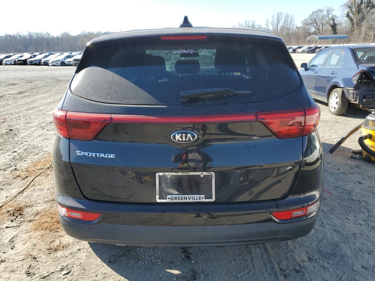 2017 KIA SPORTAGE L - Image 6