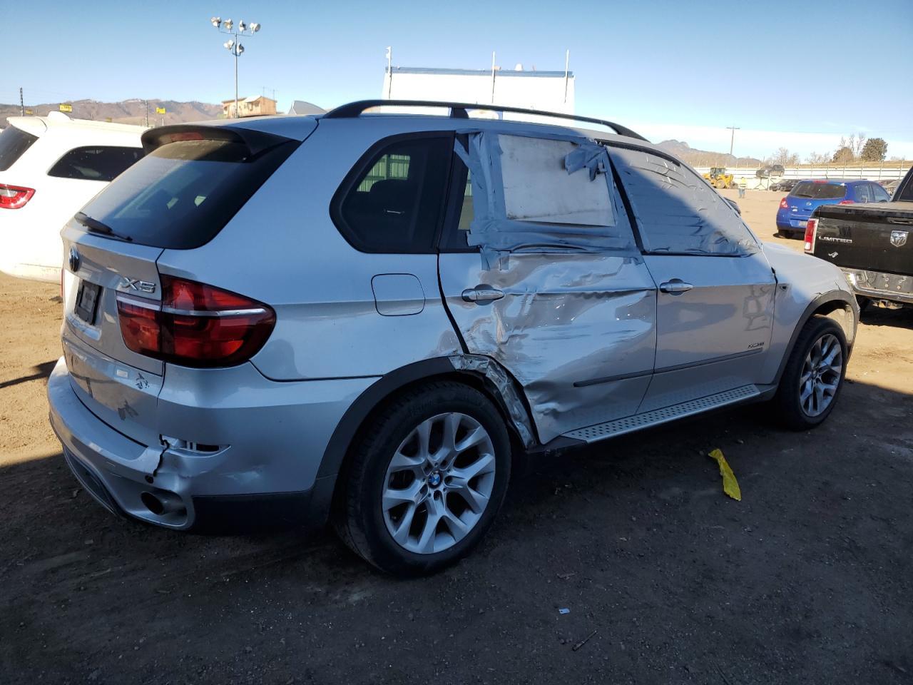 2012 BMW X5 XDRIVE3 - Image 3