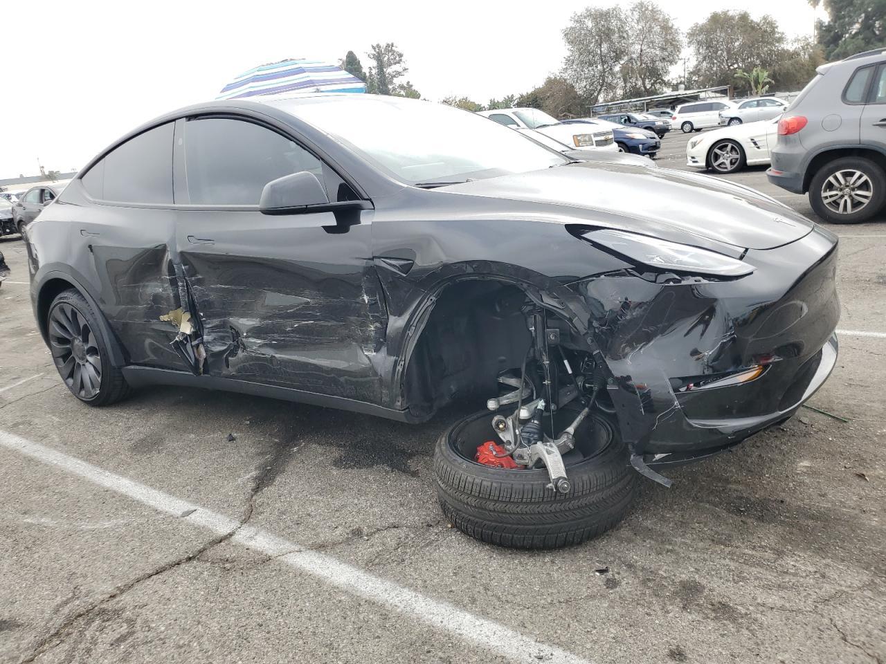 2024 TESLA MODEL Y - Image 4