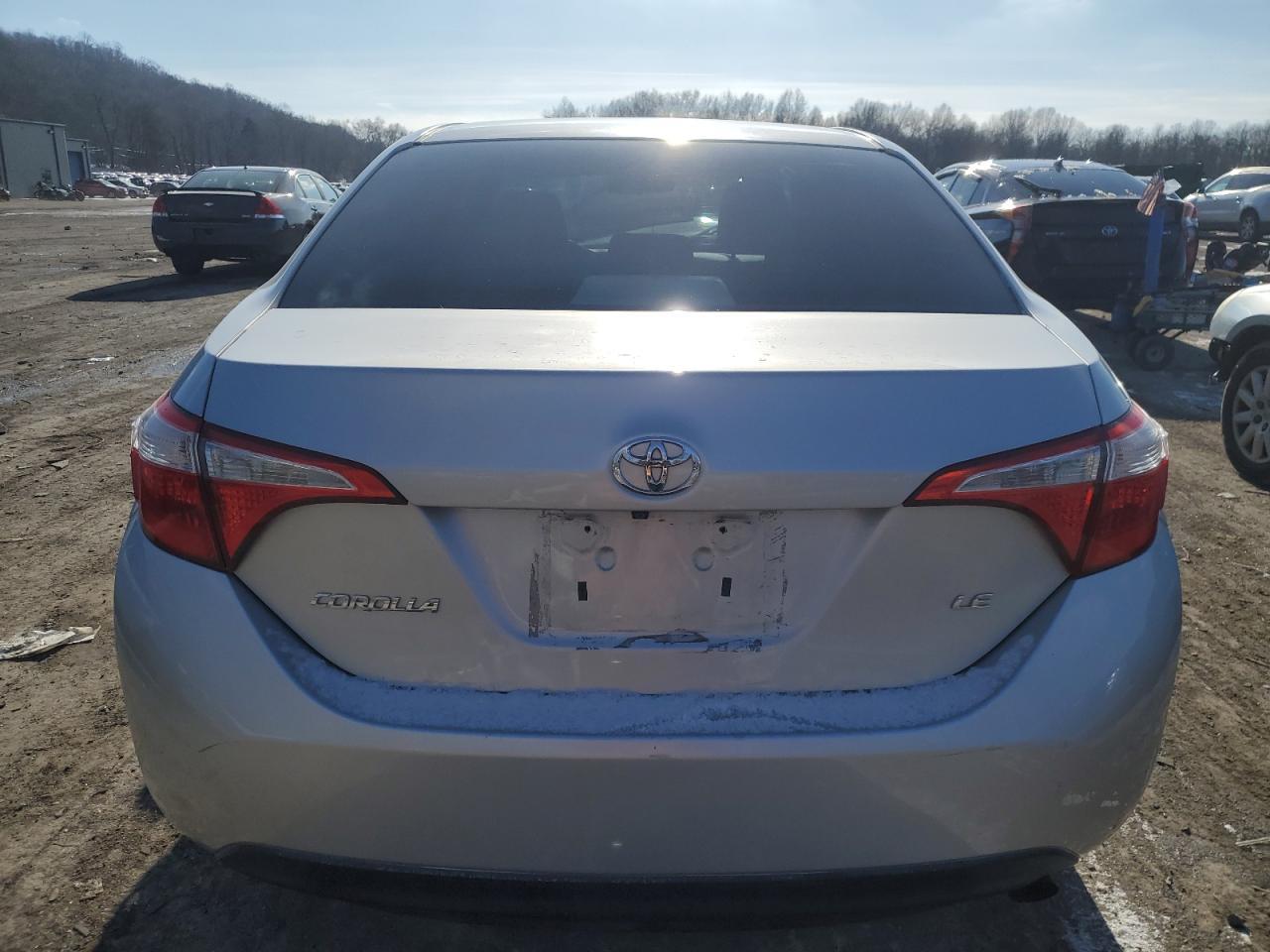 2015 TOYOTA COROLLA L - Image 6