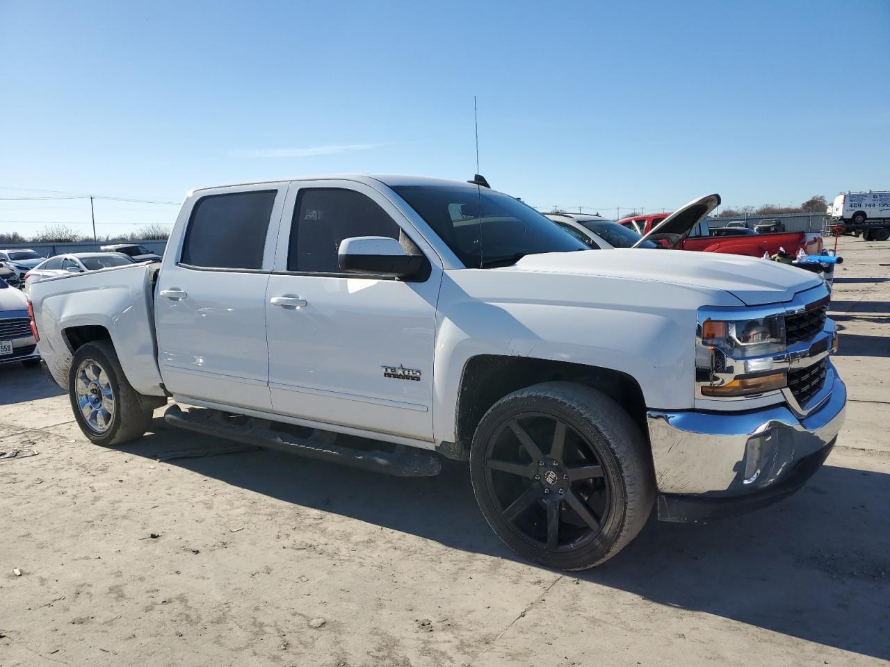 2016 CHEVROLET SILVERADO - Image 4