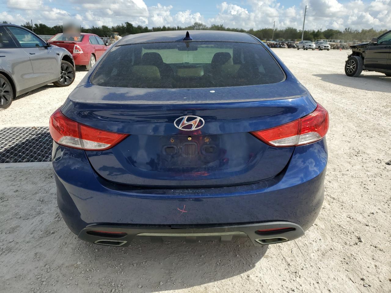 2013 HYUNDAI ELANTRA GL - Image 6
