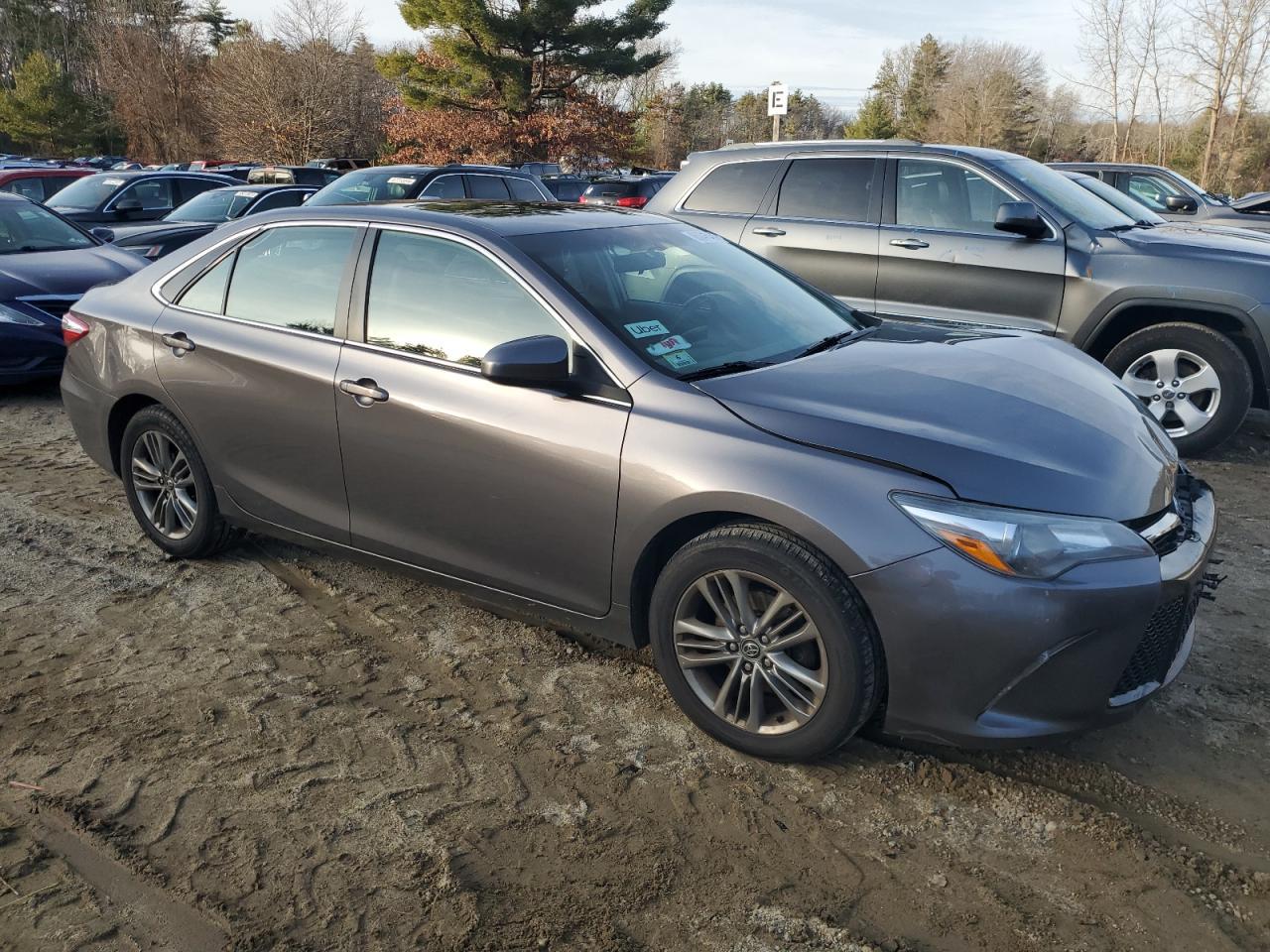 2017 TOYOTA CAMRY LE - Image 4