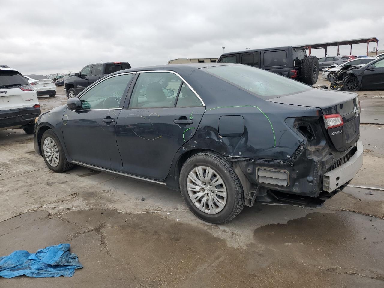 2012 TOYOTA CAMRY BASE - Фото 2