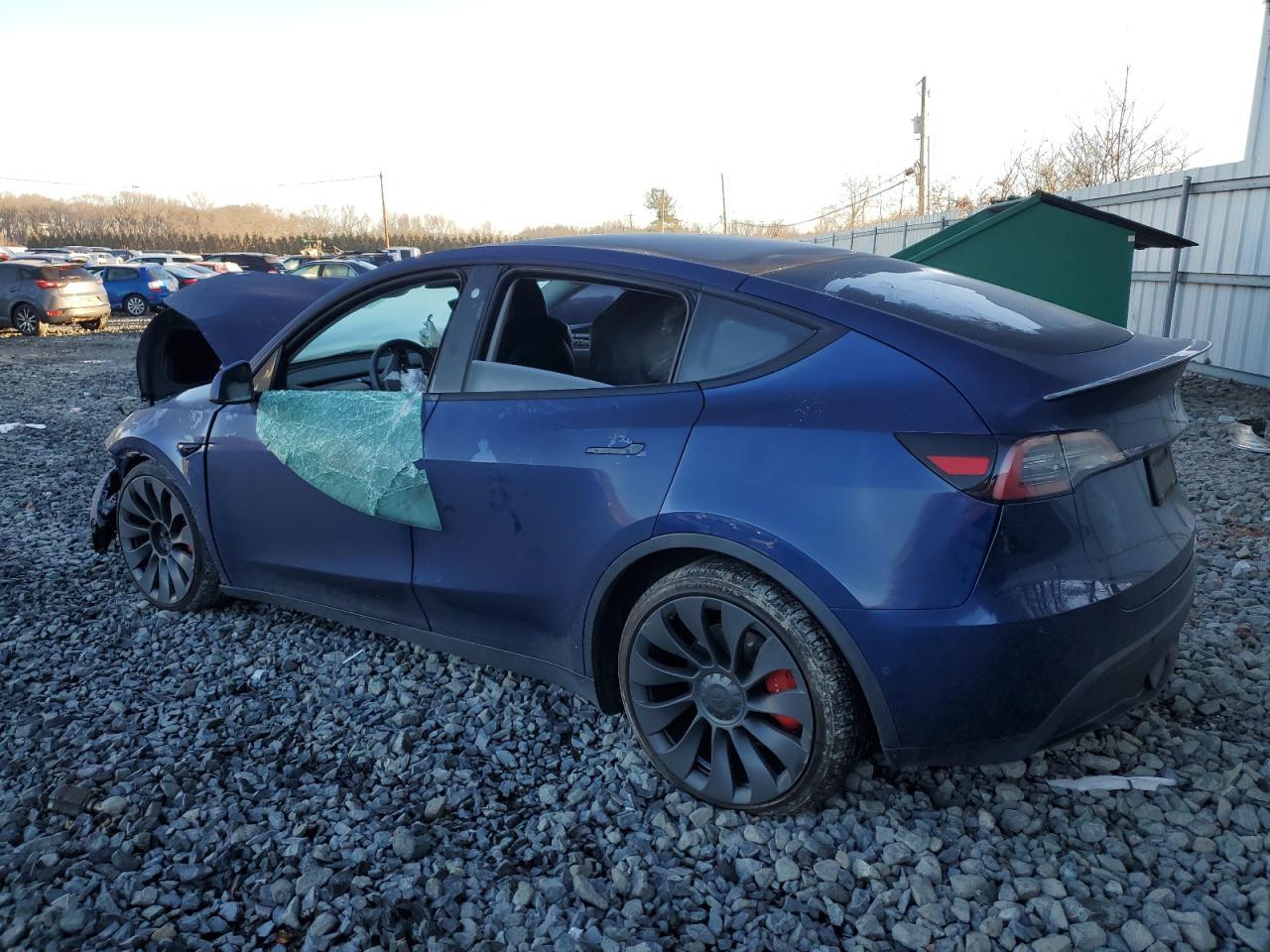 2022 TESLA MODEL Y - Image 2