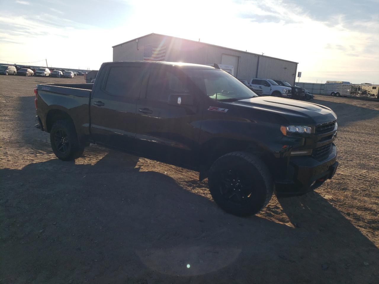 2019 CHEVROLET SILVERADO - Фото 4