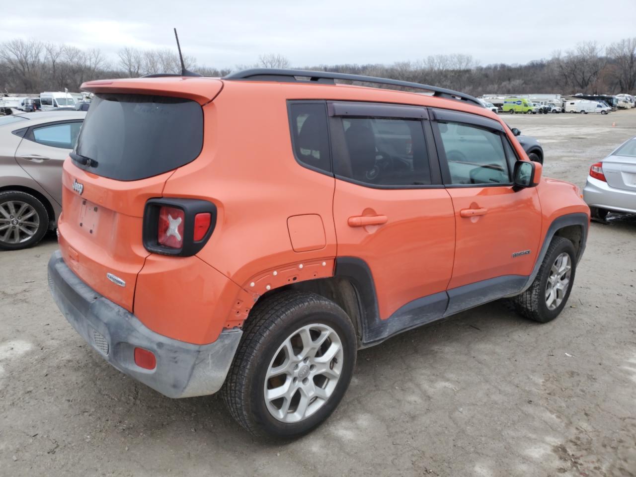 2018 JEEP RENEGADE L - Image 3