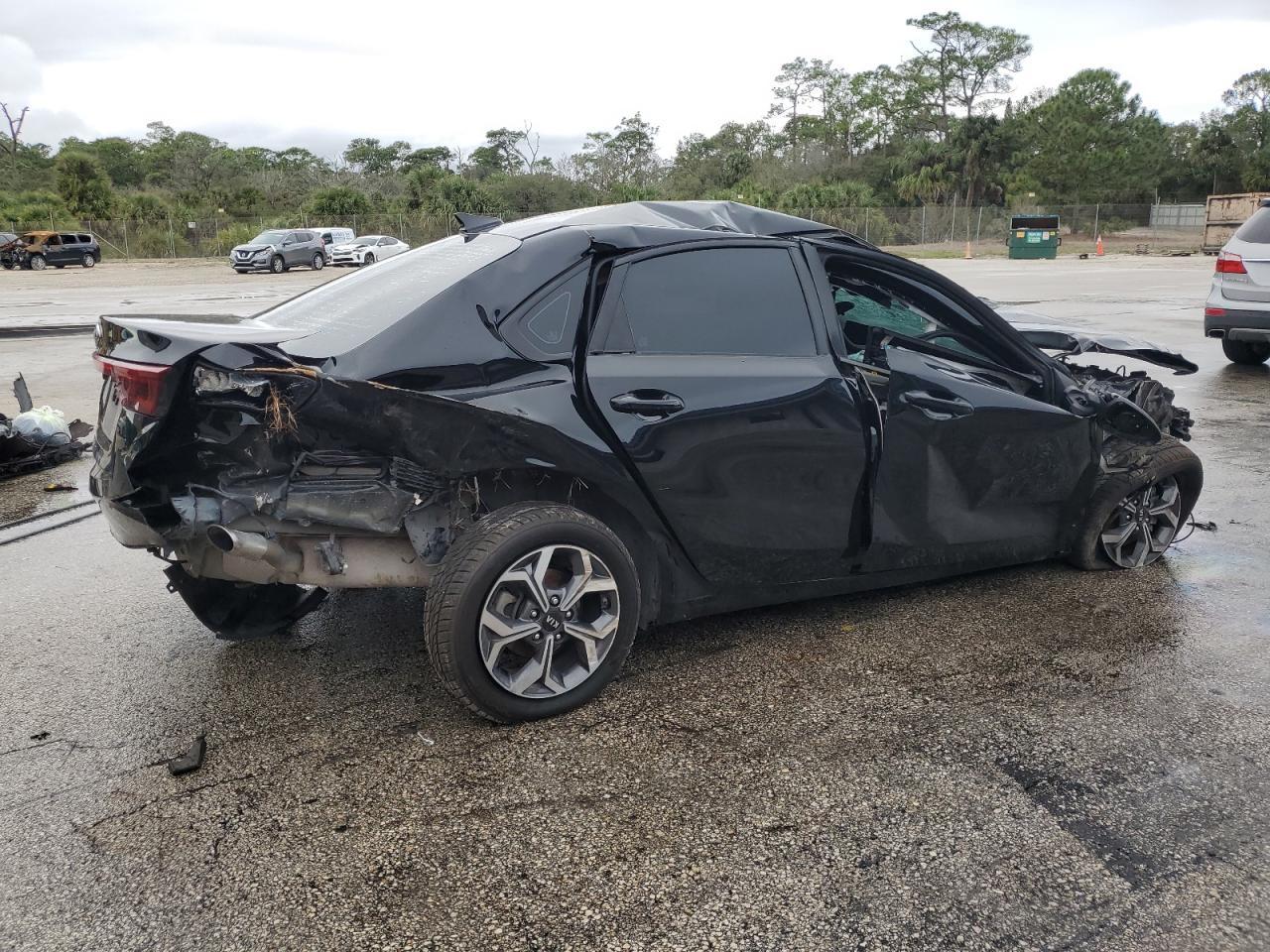 2021 KIA FORTE FE - Фото 3