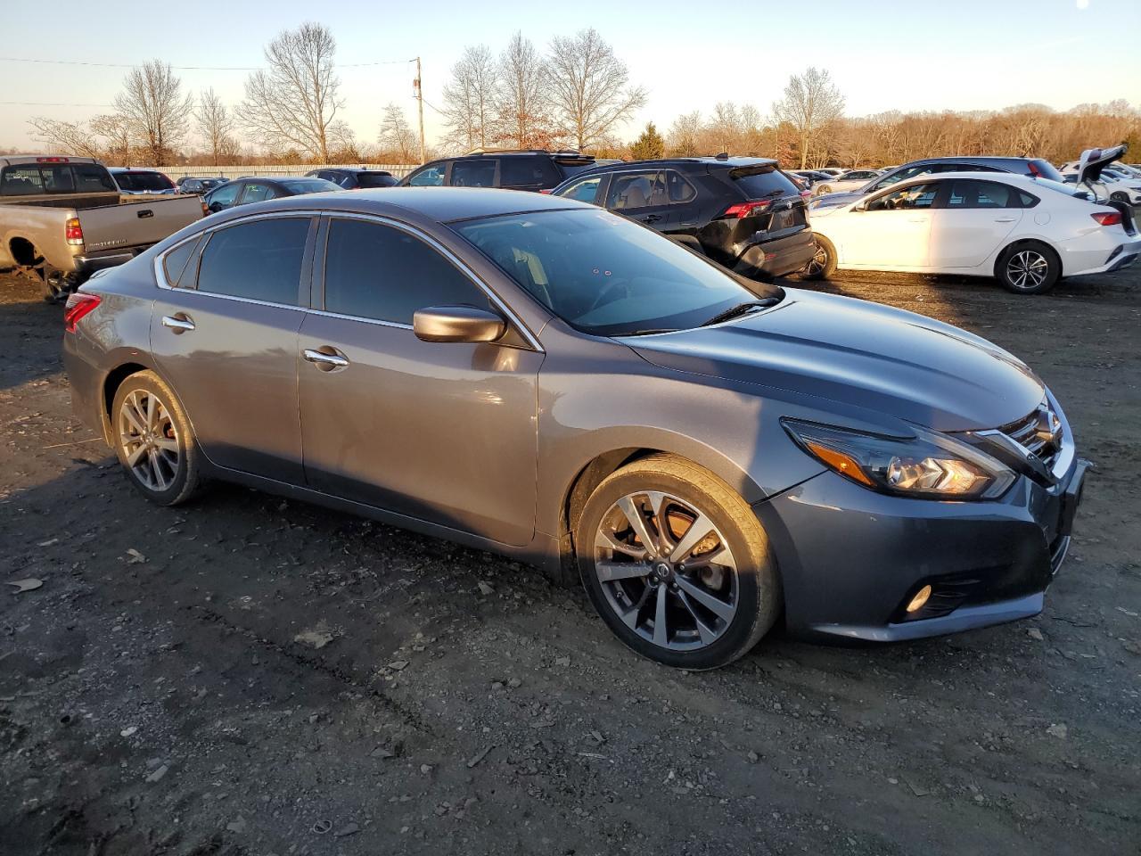 2017 NISSAN ALTIMA 2.5 - Image 4