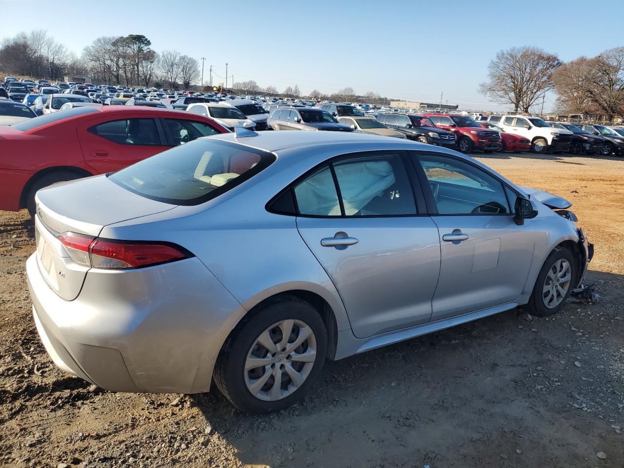 2021 TOYOTA COROLLA LE - Фото 3