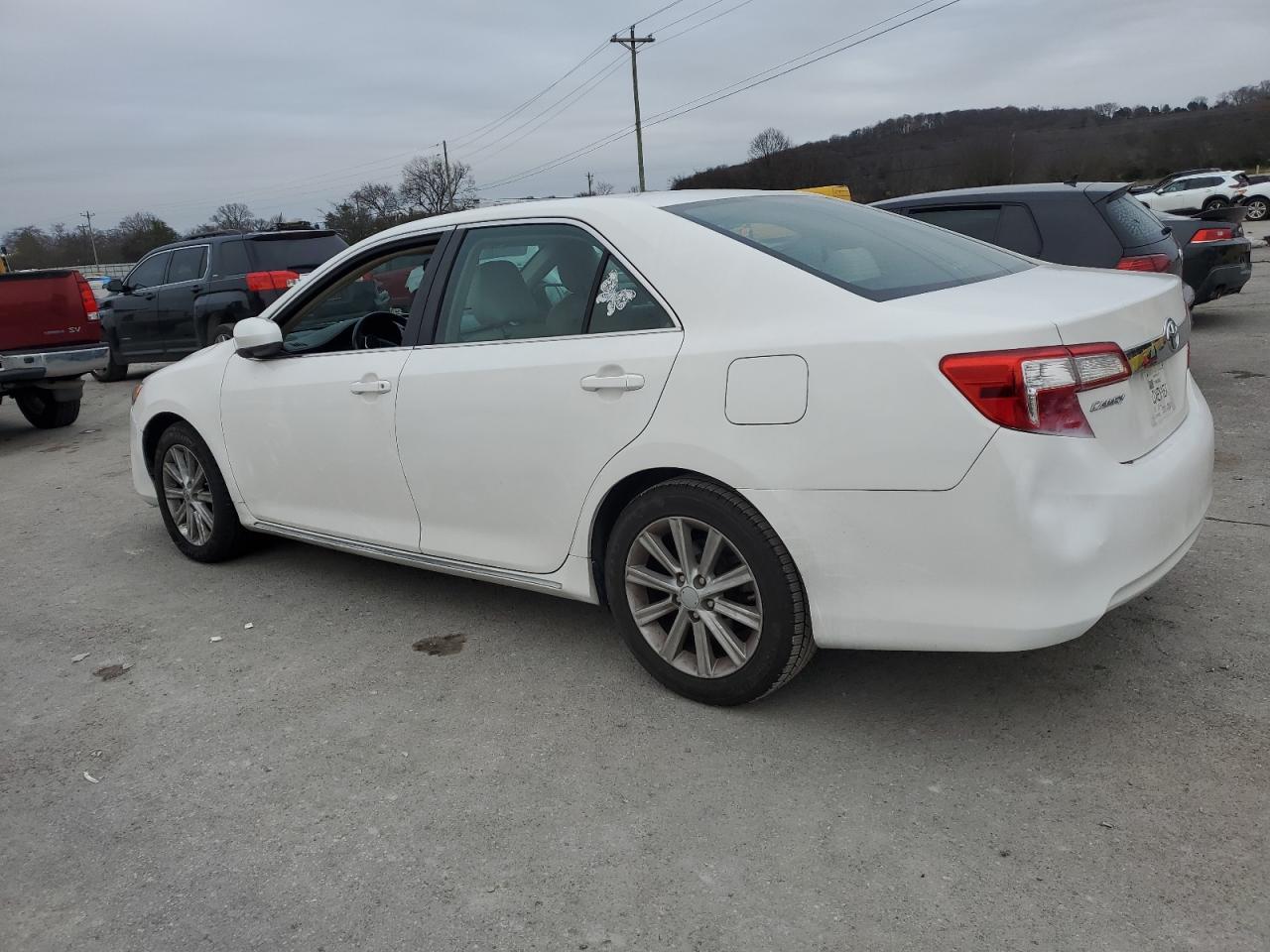 2013 TOYOTA CAMRY L - Image 2