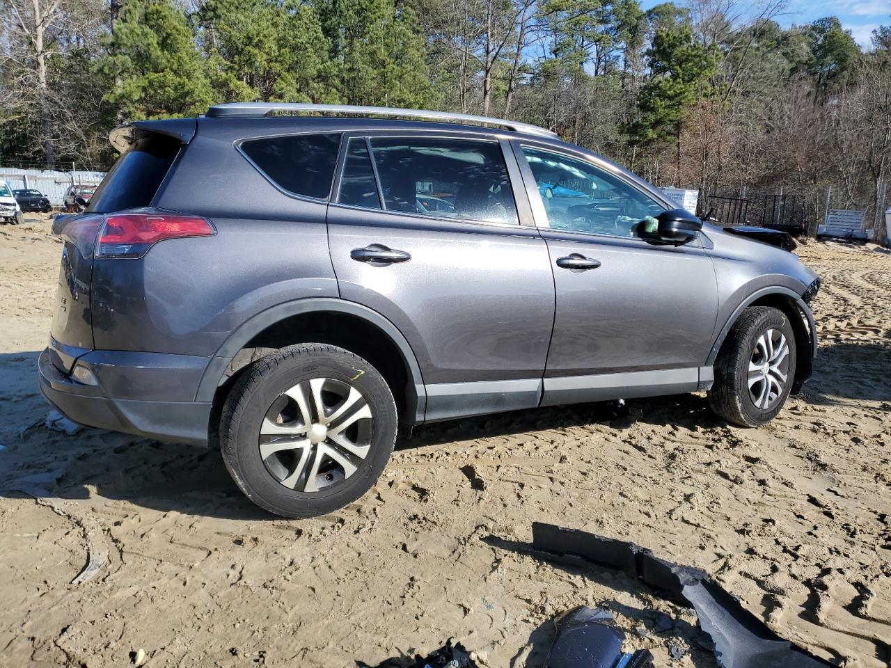 2016 TOYOTA RAV4 LE - Image 3