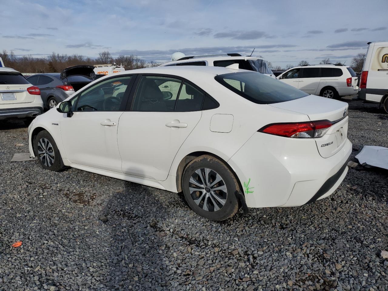 2020 TOYOTA COROLLA LE - Фото 2