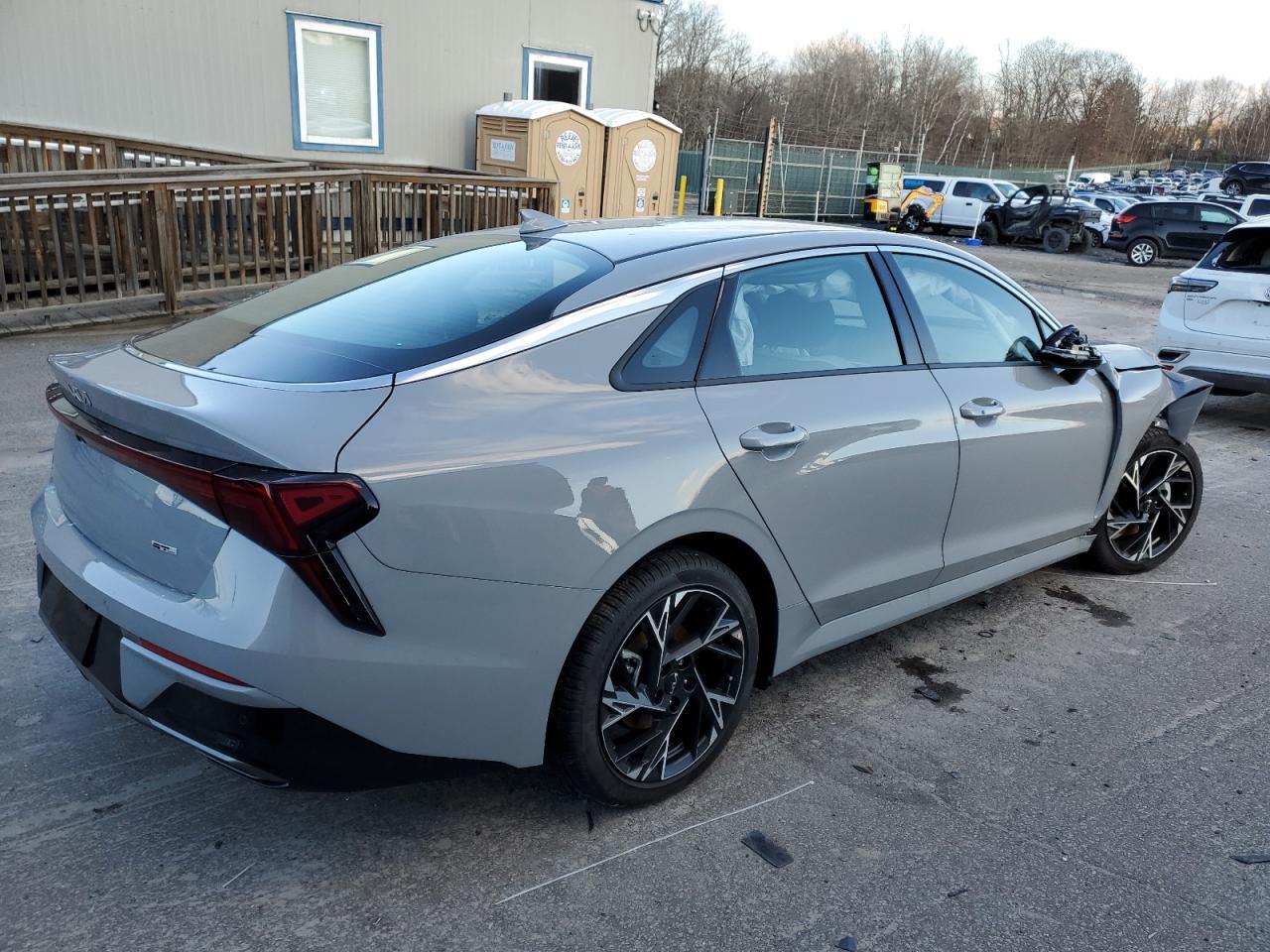 2025 KIA K5 GT LINE - Image 3
