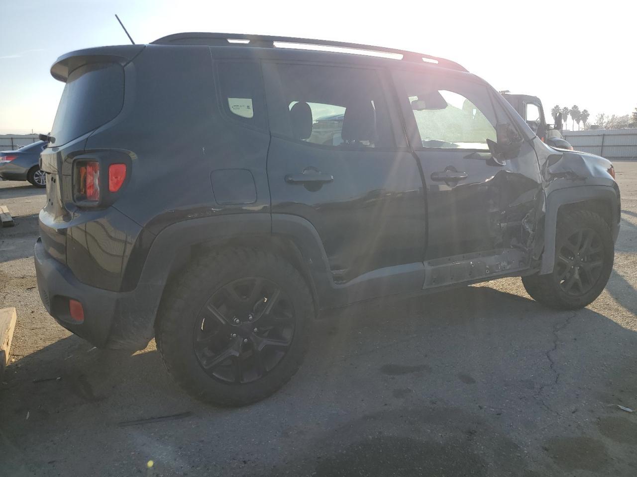 2016 JEEP RENEGADE L - Фото 3