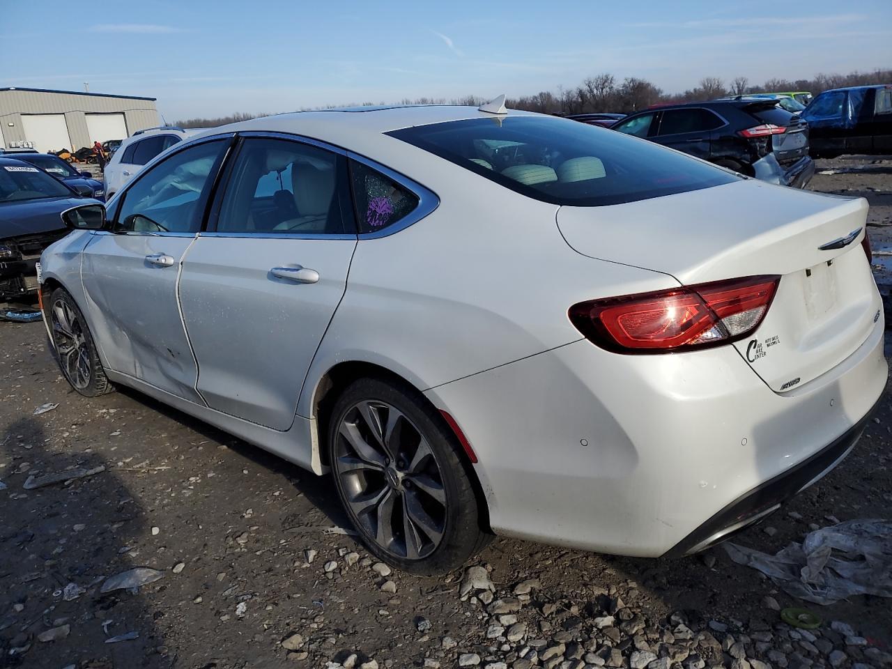2015 CHRYSLER 200 C - Фото 2