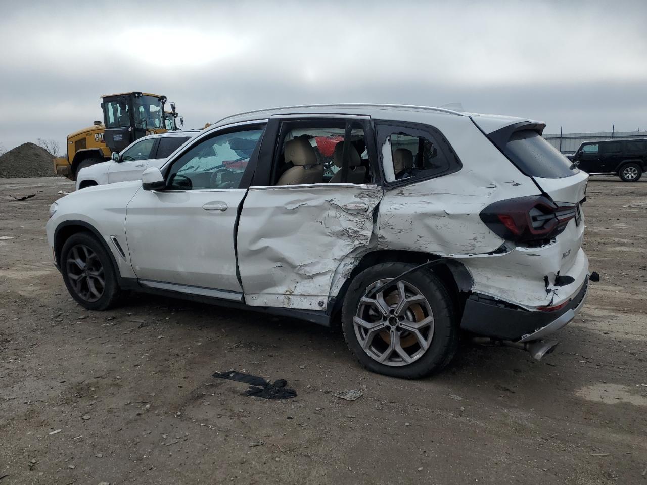 2023 BMW X3 XDRIVE3 - Image 2