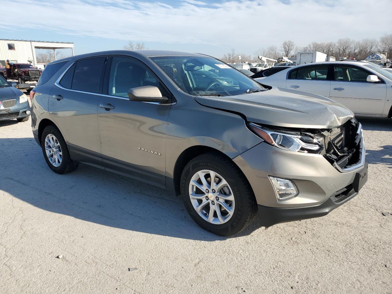 2019 CHEVROLET EQUINOX LT - Image 4