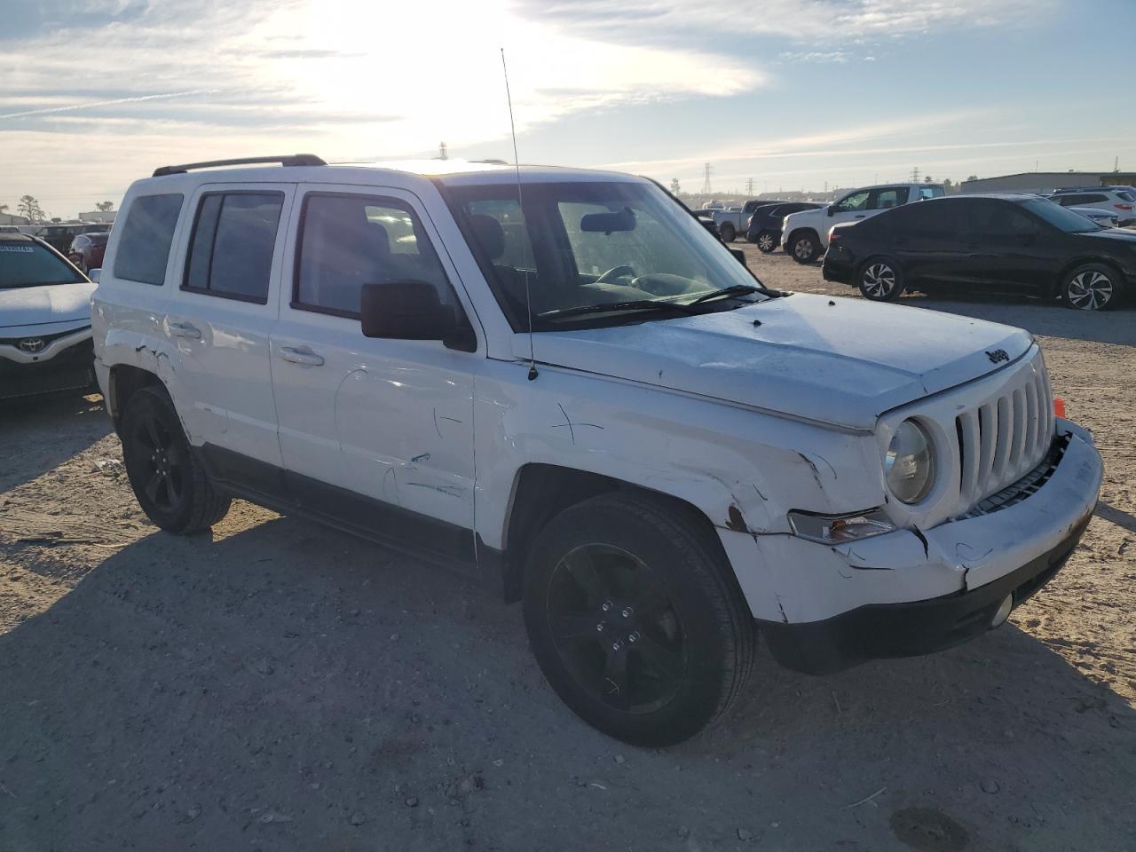 2015 JEEP PATRIOT SP - Image 4