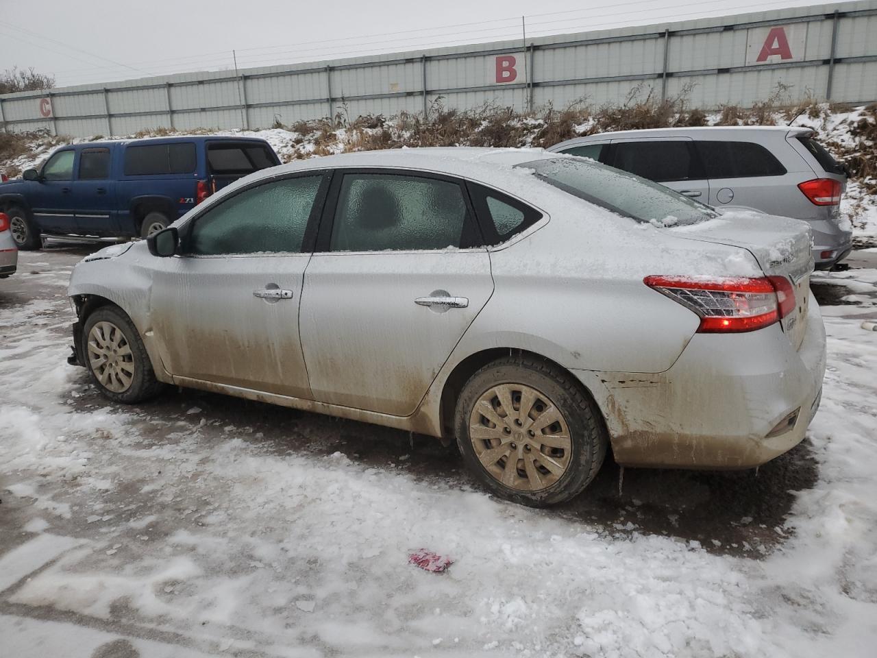 2017 NISSAN SENTRA S - Фото 2