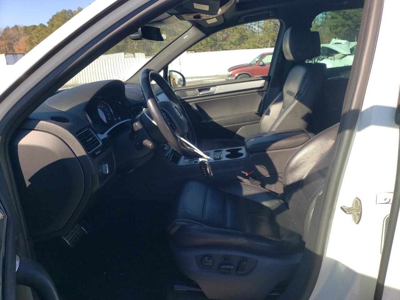 2017 VOLKSWAGEN TOUAREG WO - Image 7