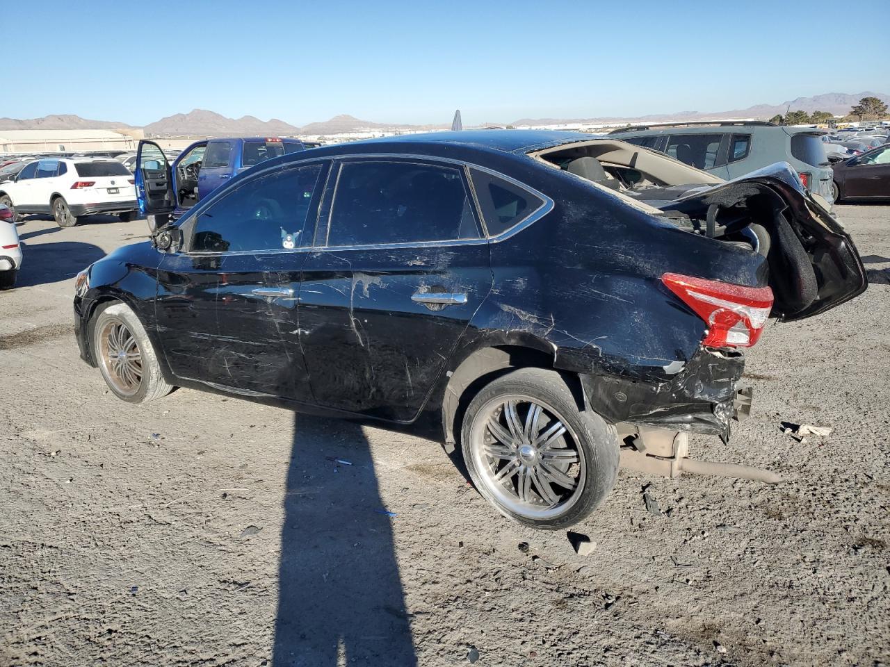 2018 NISSAN SENTRA S - Фото 2