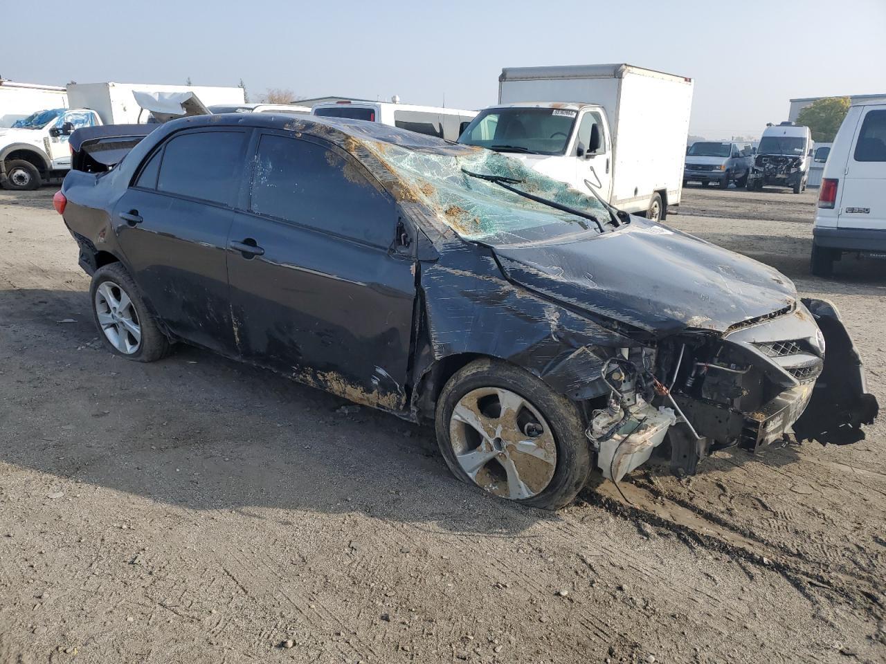 2013 TOYOTA COROLLA BA - Фото 4