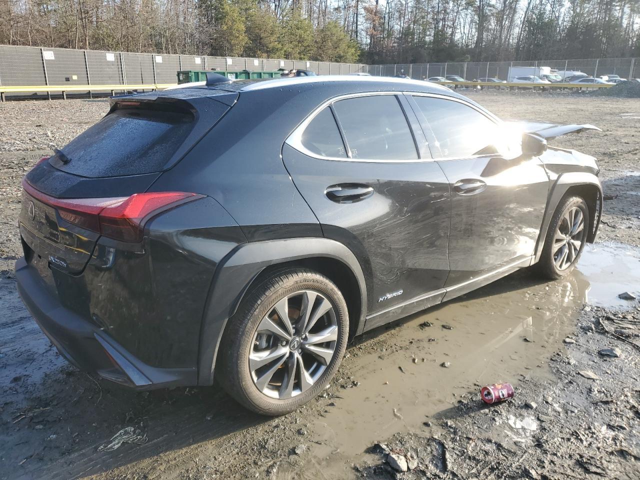2021 LEXUS UX 250H - Фото 3