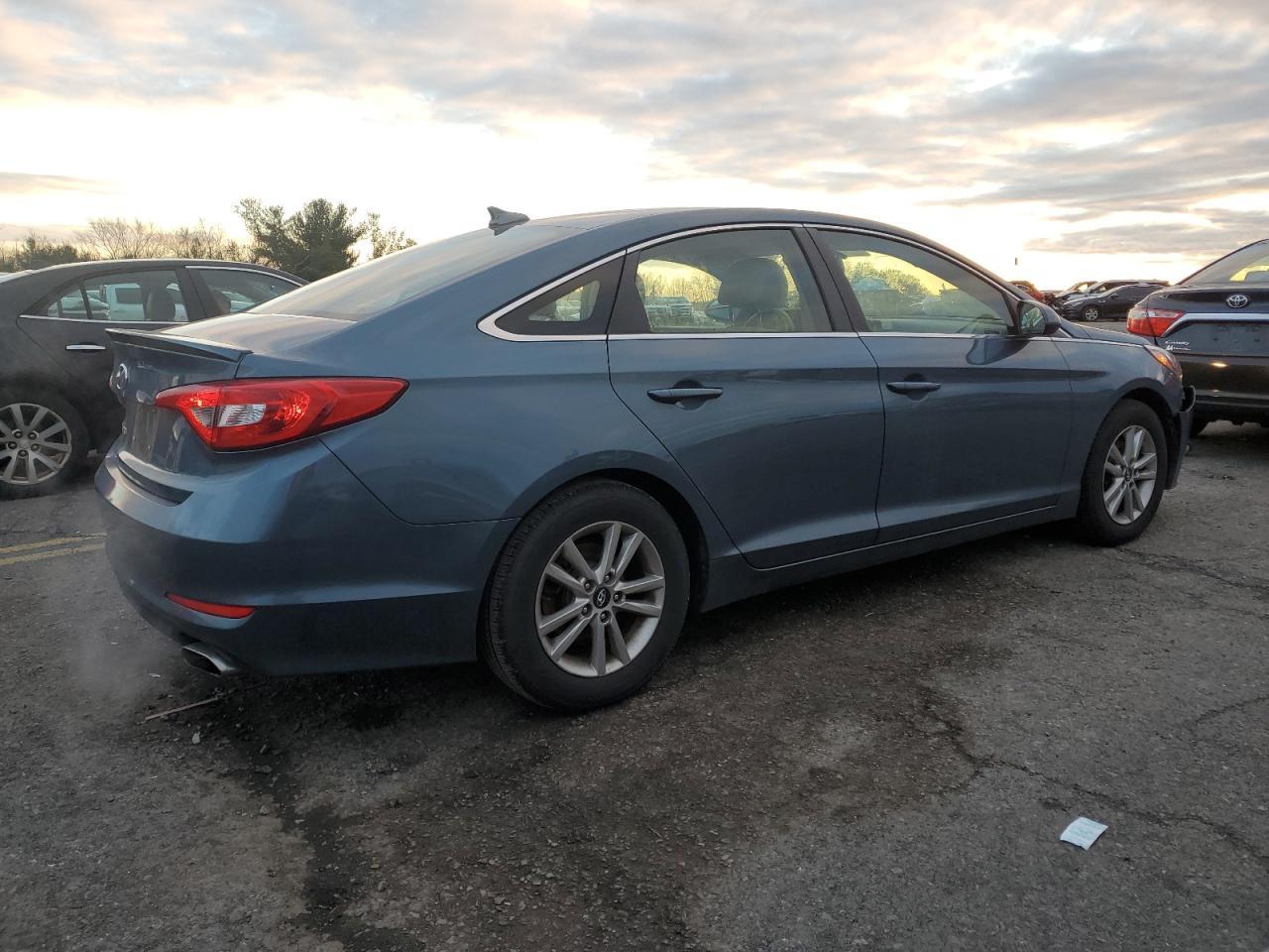 2017 HYUNDAI SONATA SE - Фото 3