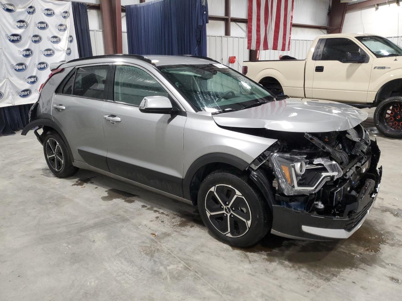 2023 KIA NIRO EX - Фото 4