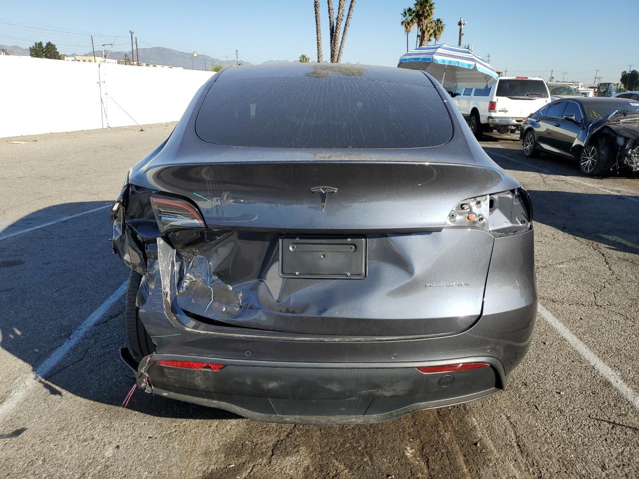 2023 TESLA MODEL Y - Фото 6