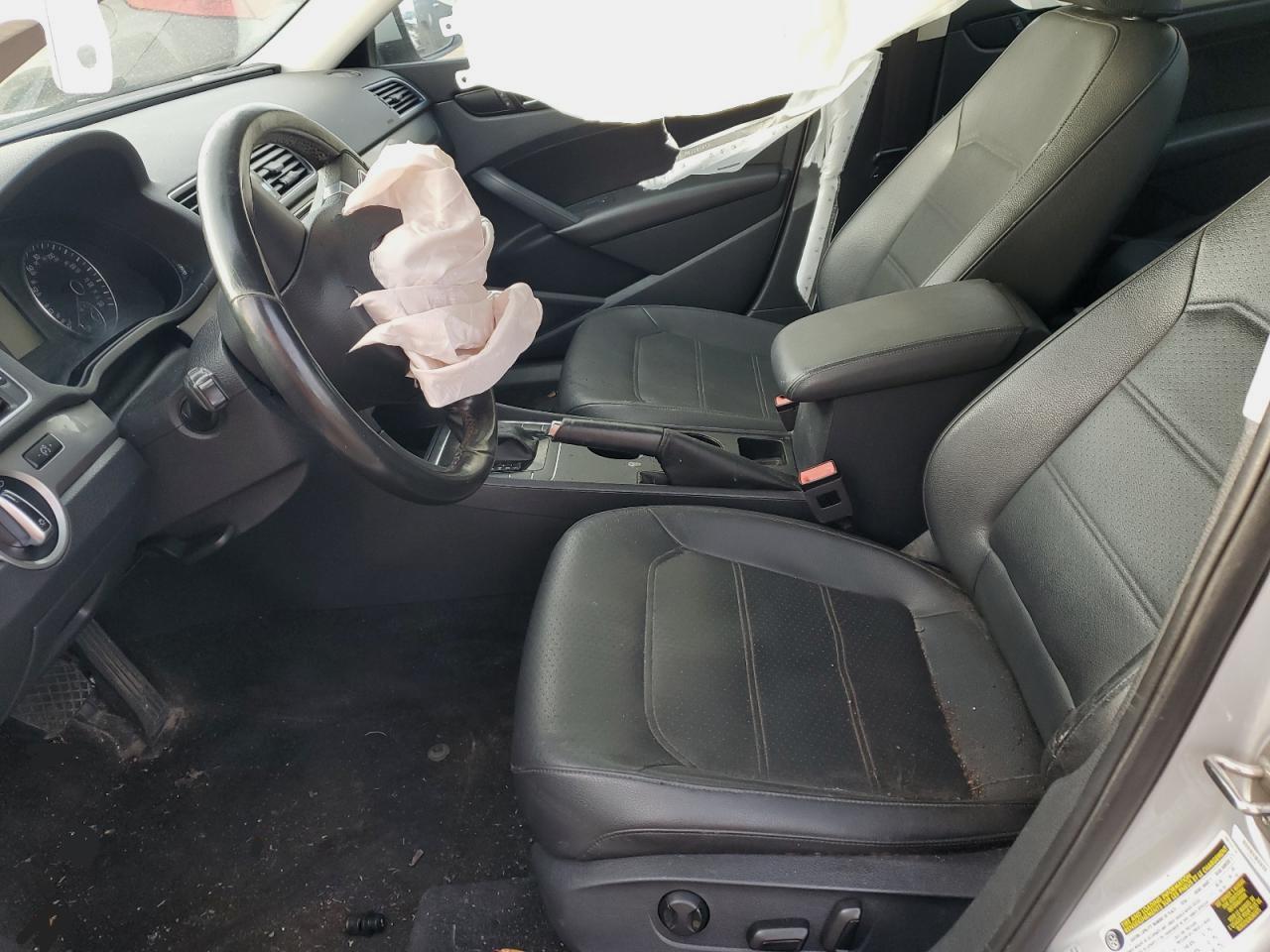 2015 VOLKSWAGEN PASSAT S - Фото 7