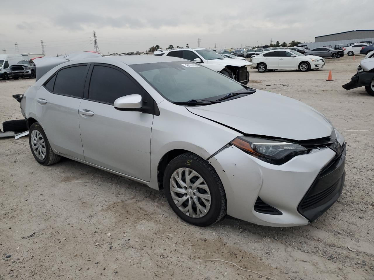 2019 TOYOTA COROLLA L - Image 4