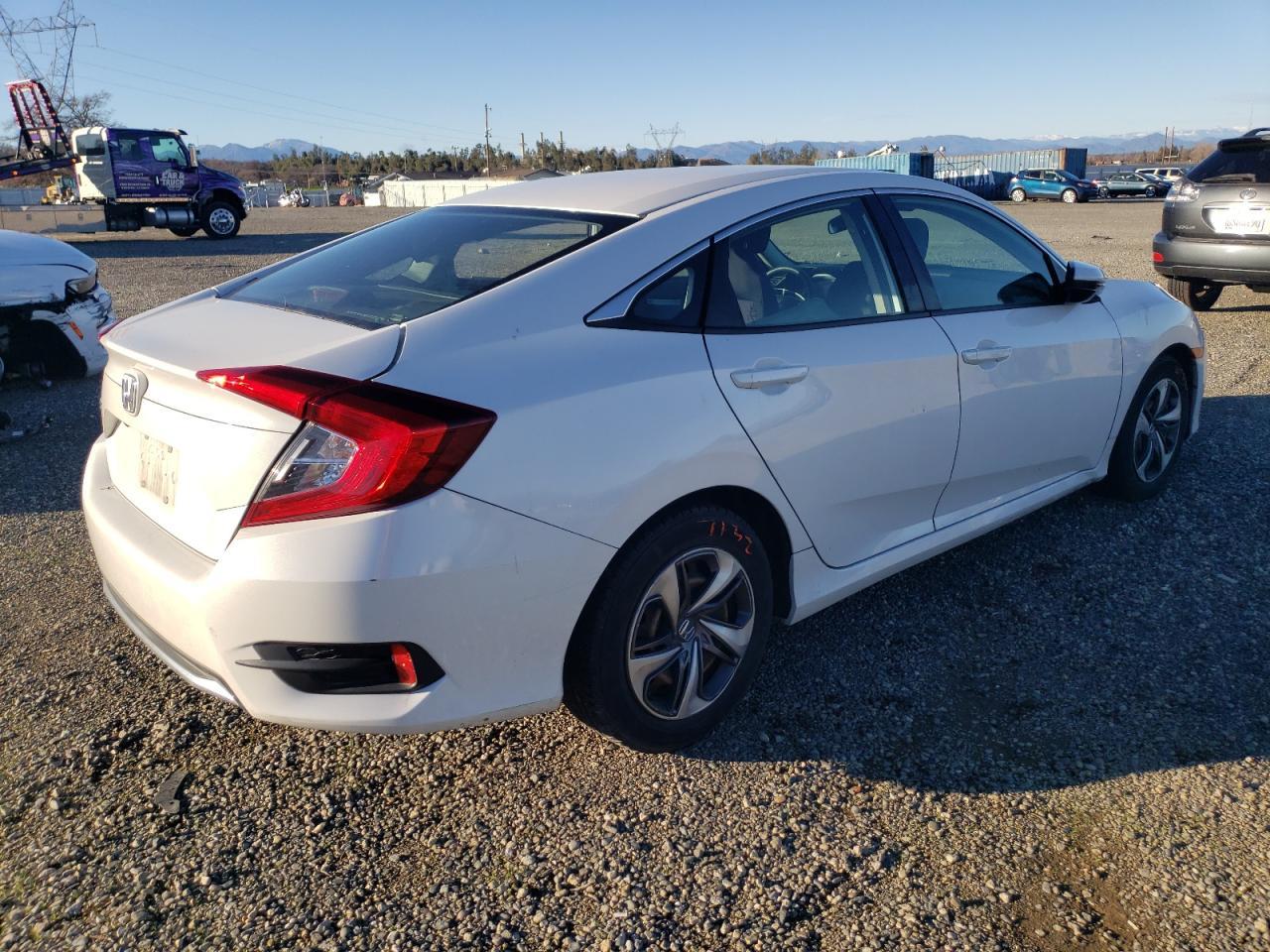 2019 HONDA CIVIC LX - Image 3