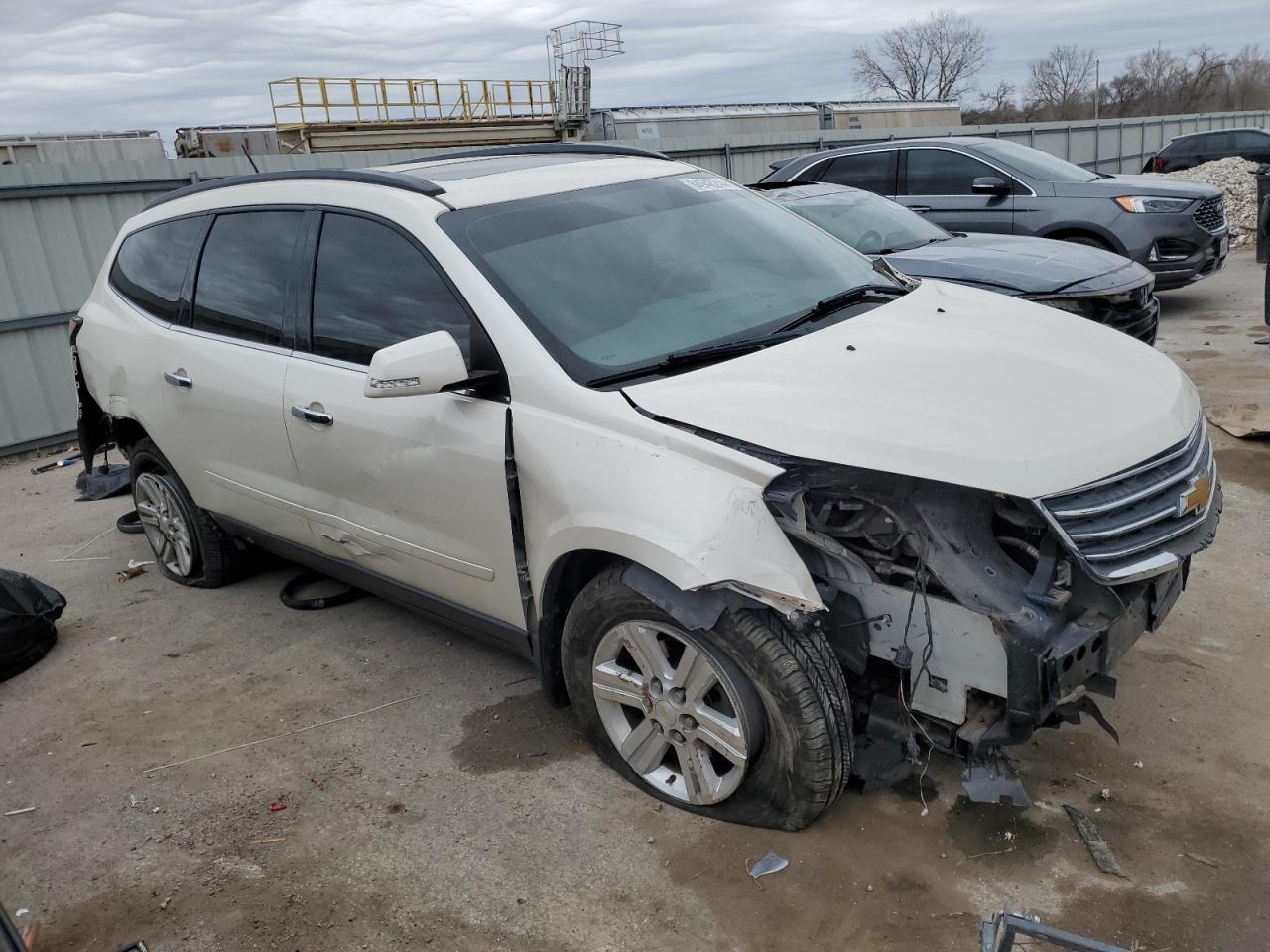 2014 CHEVROLET TRAVERSE L - Image 4