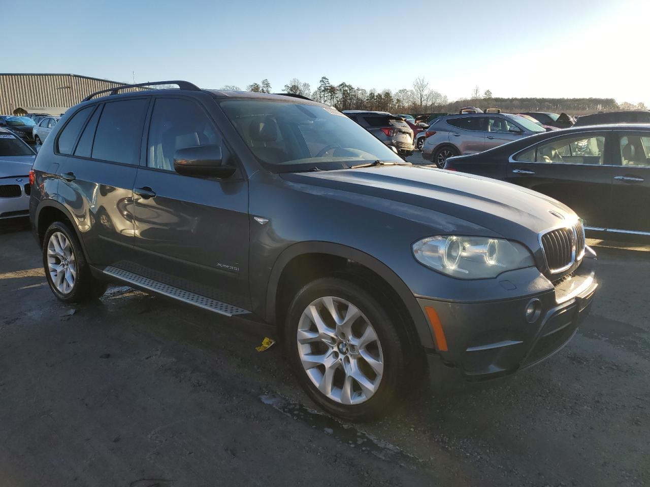 2012 BMW X5 XDRIVE3 - Image 4