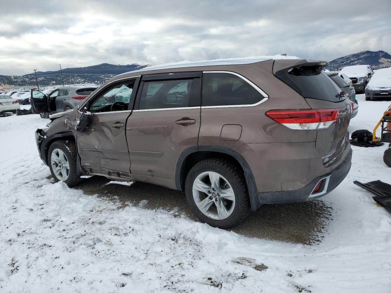 2019 TOYOTA HIGHLANDER - Фото 2