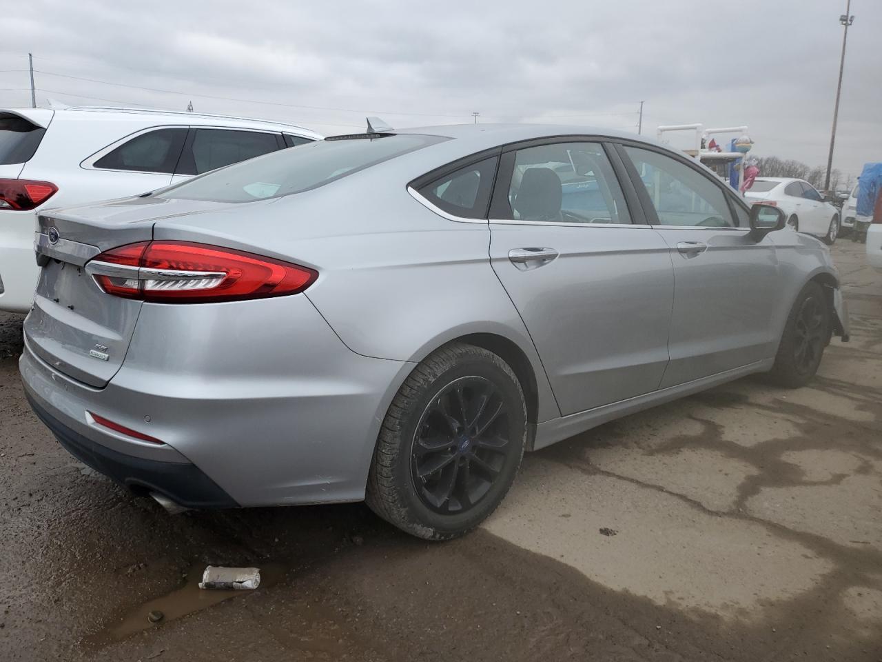 2020 FORD FUSION SE - Фото 3
