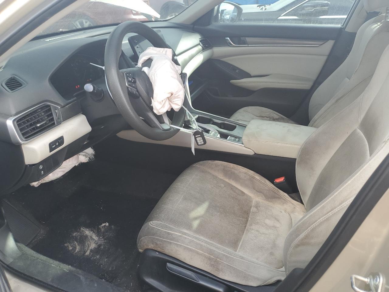 2018 HONDA ACCORD LX - Image 7
